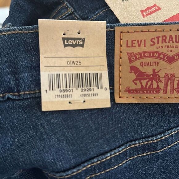 Levi’s Mid Length Women's Shorts dark denim size 25 (0)                C - Picture 7 of 7